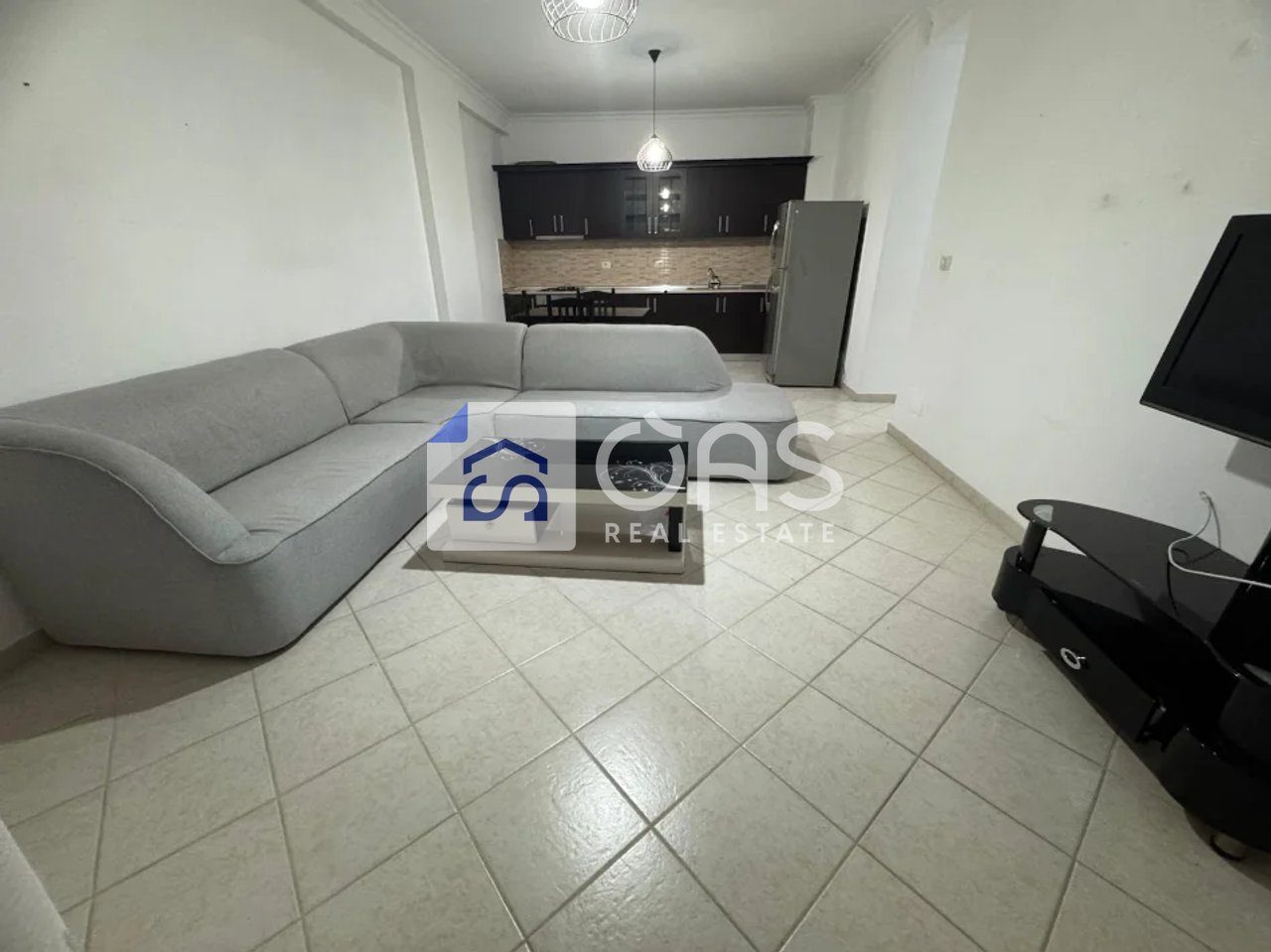 Jepet me qera apartamenti 2+1 Ne Astir