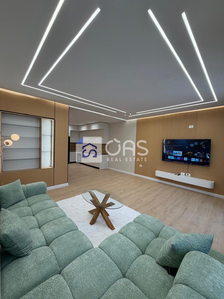 Shitet apartament 2+1 Yzberisht 3