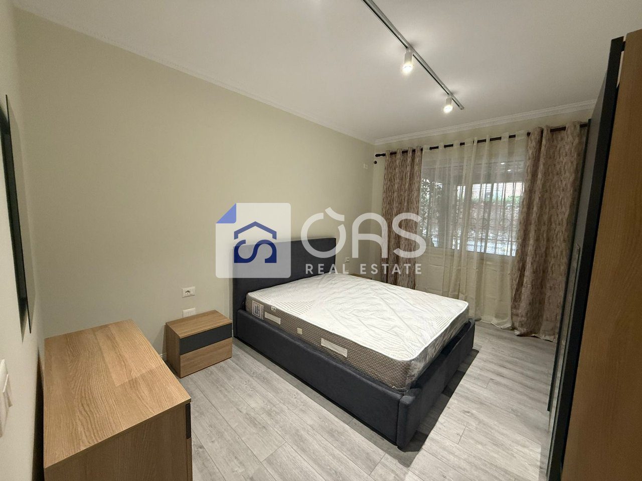 Jepet me qera apartament 2+1 ne Bllok 3