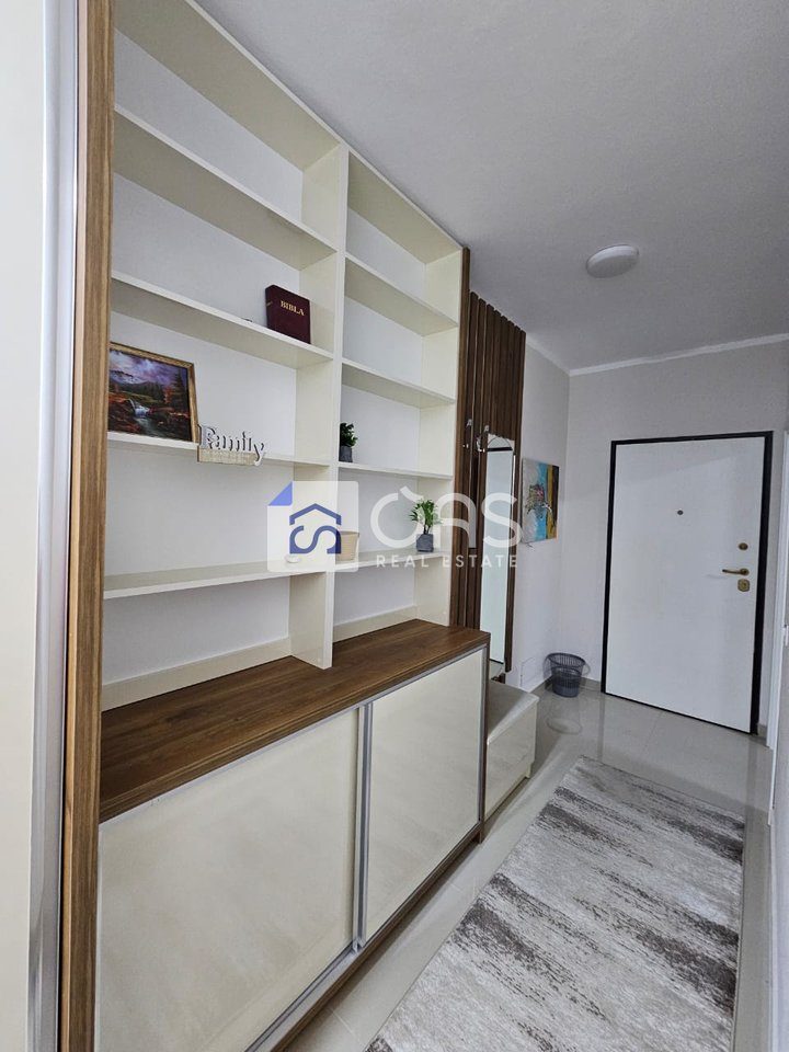 Jepet me qera apartament 2+1 Te Ish Dogana 4