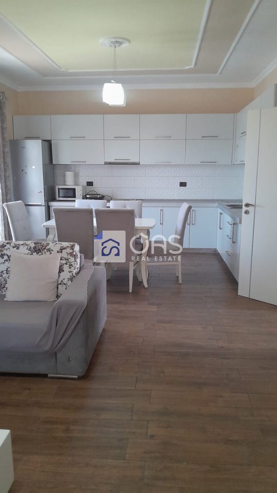 Jepet apartament me qera 2+1 te Kodra e Priftit