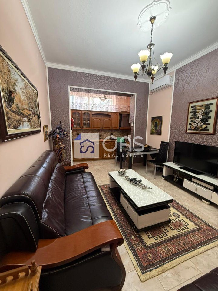 Jepet me qera apartament 2+1 Ne Vasil Shanto 2