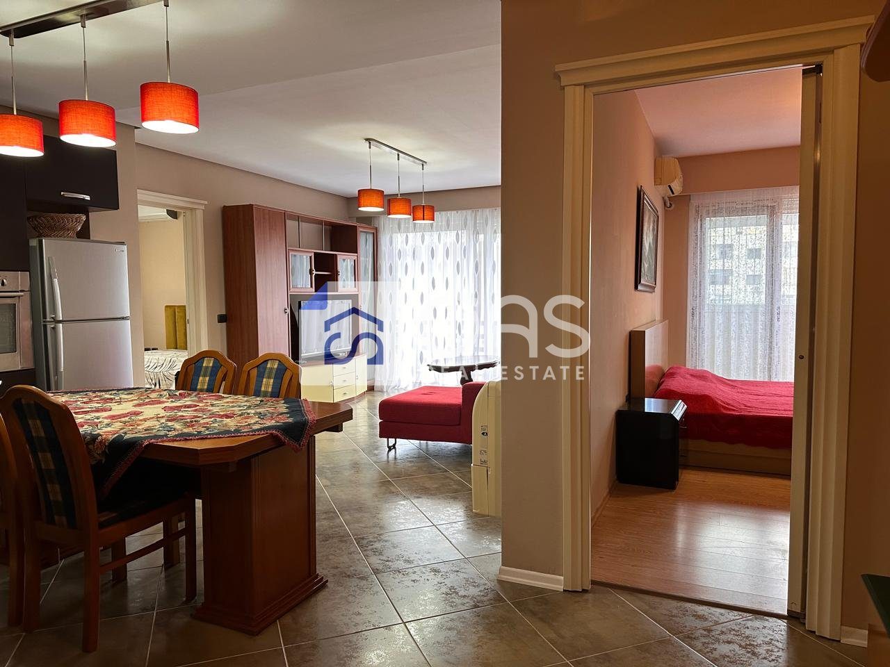 Apartament 2+1 Me Qira në Kopshtin Botanik Zoologjik, Tiranë - 650€ | 82 m² 2
