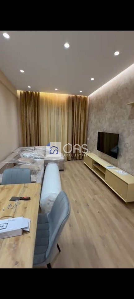 Jepet me qera Apartament 1+1 ne Fresk 2