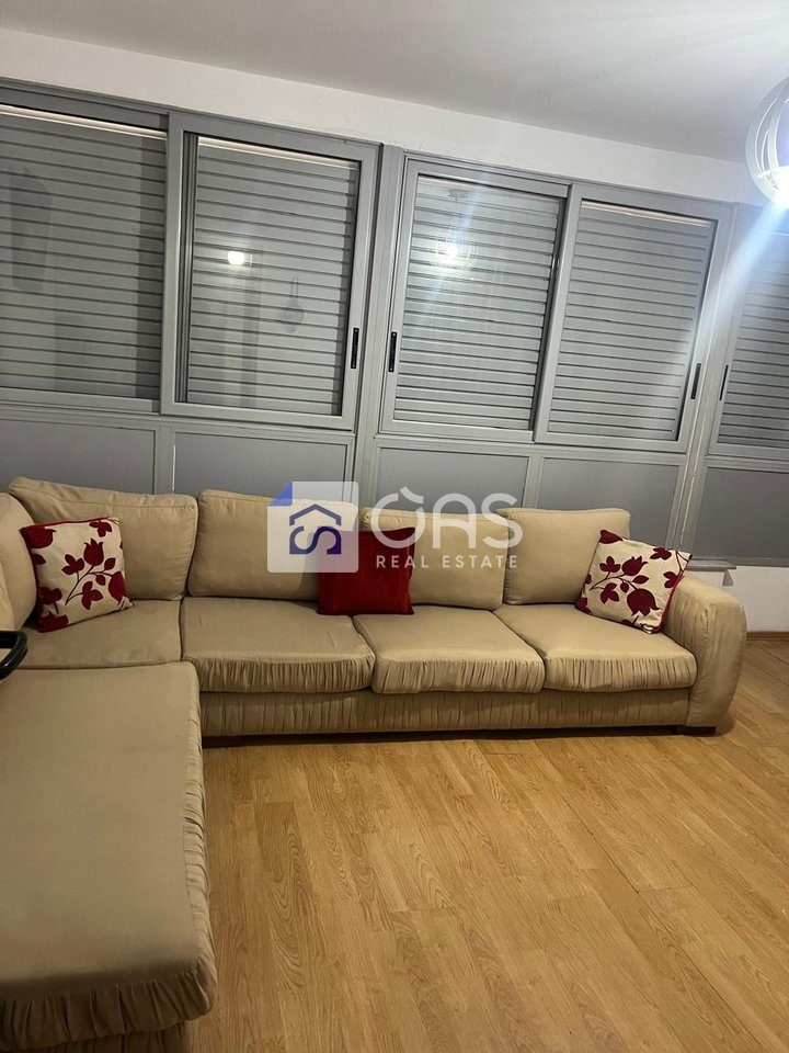 Jepet apartament me qera 2+1 Rruga e Kavajes 4