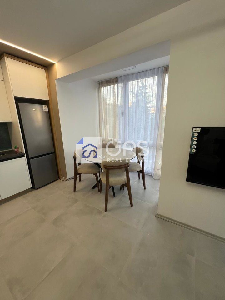 Jepet me qera apartament 2+1 Ne Qender 2