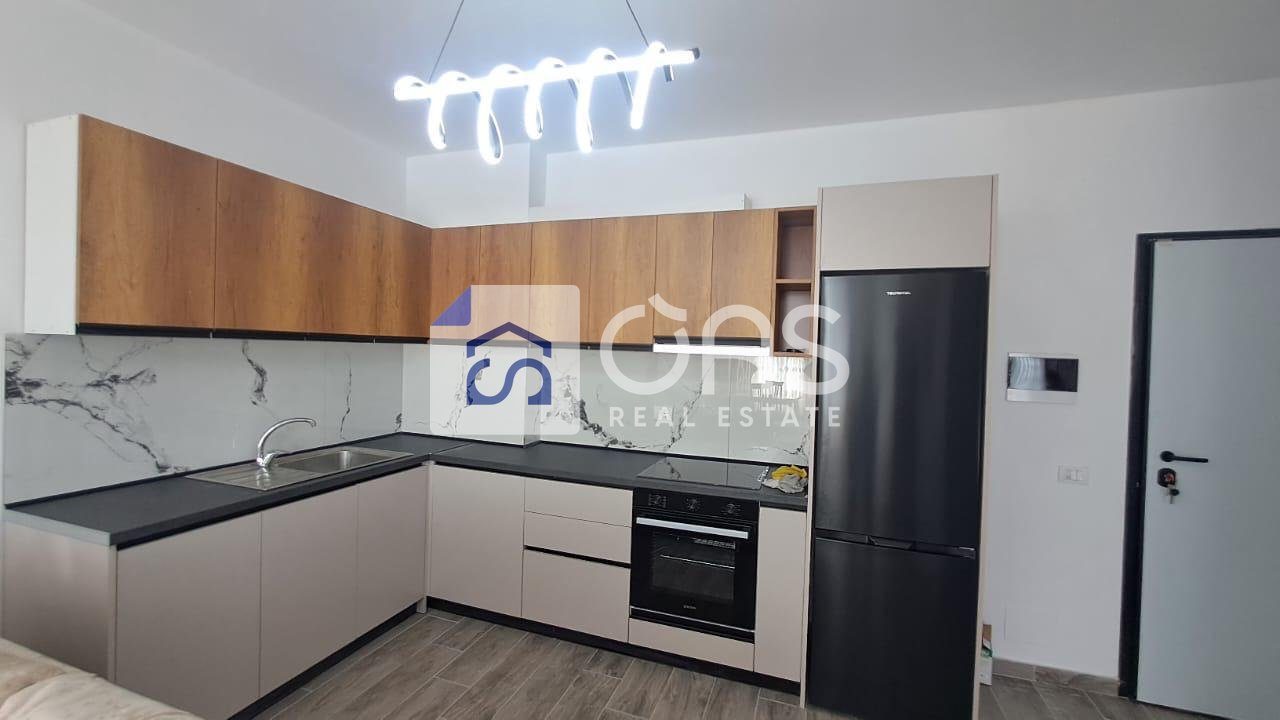 Apartament 1+1 Me Qira në Kamëz - 400€ | 70 m² 3