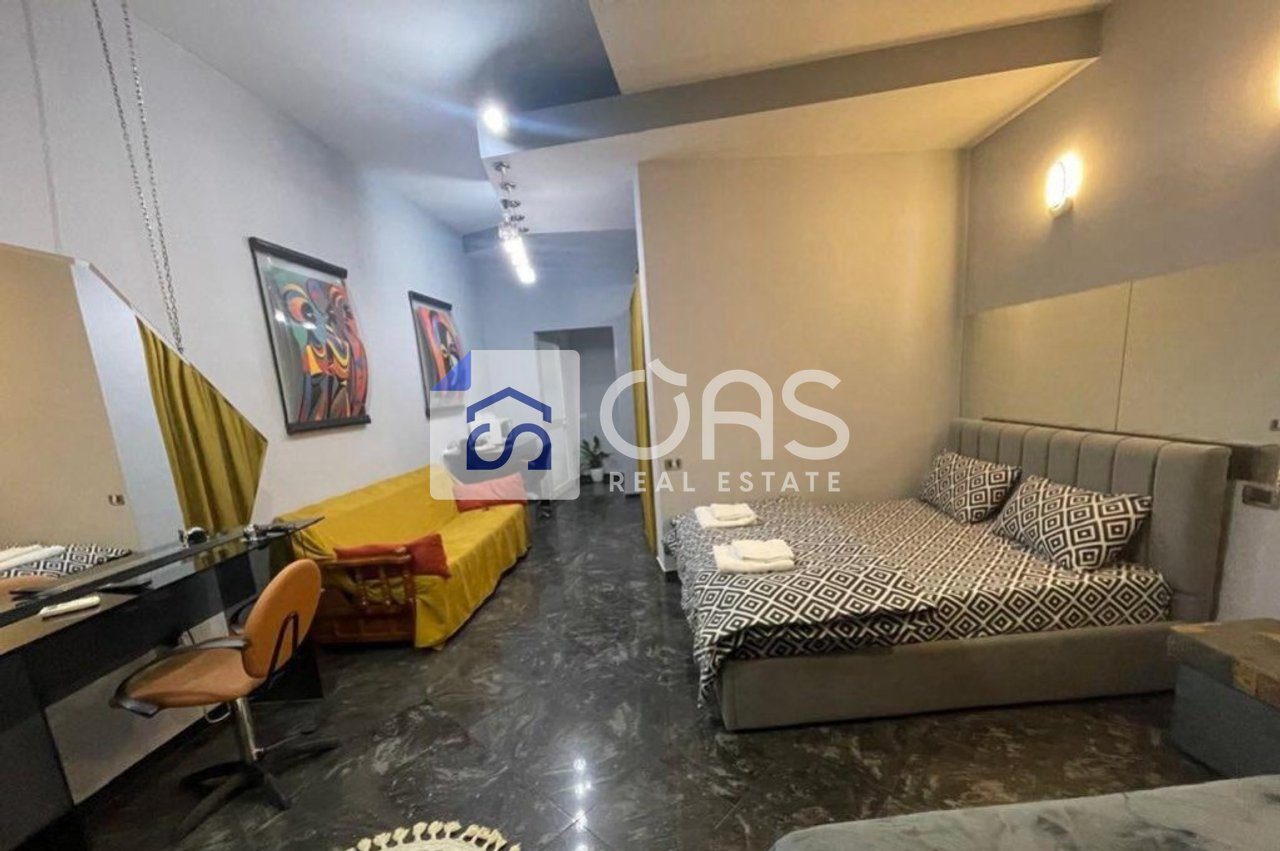 Vilë 1+1 Me Qira në 9 Katëshet, Tiranë - 650€ | 40 m²