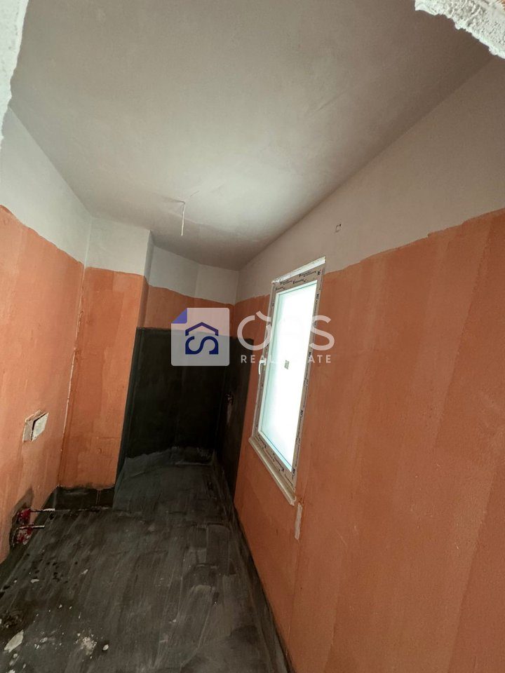 Shitet apartament 2+1+2 te Liqeni i Thate ( Lake Side)
Siperfaqja: 113.6m2 ,Cmimi i apartamentit : 204.000 euro 2