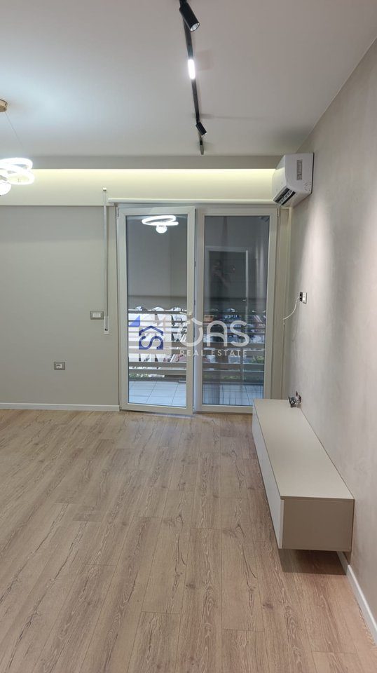 Jepet me qera apartamenti 1+1 deliorgji 4