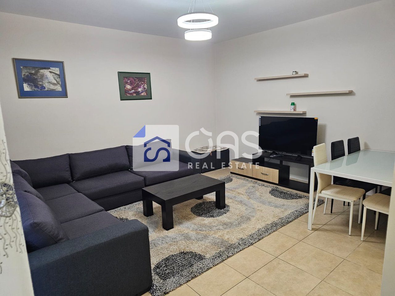 Jepet me qera apartament 2+1 ne 5 Maj