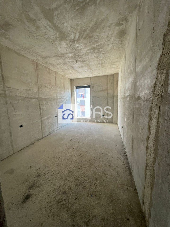 Shitet apartament 2+1+2 ne Don Bosko 3