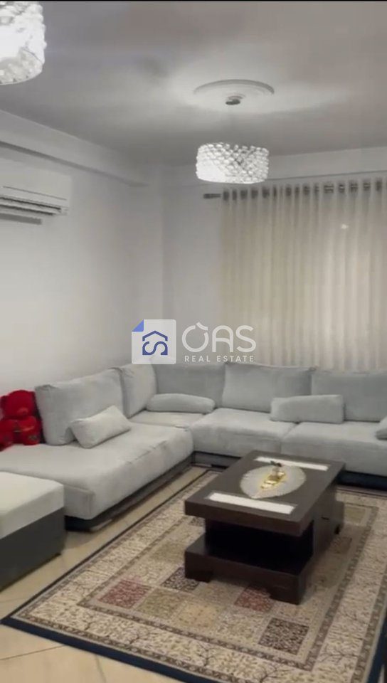 Jepet apartament me qera 2+1+2 ne Bulevardi i Ri