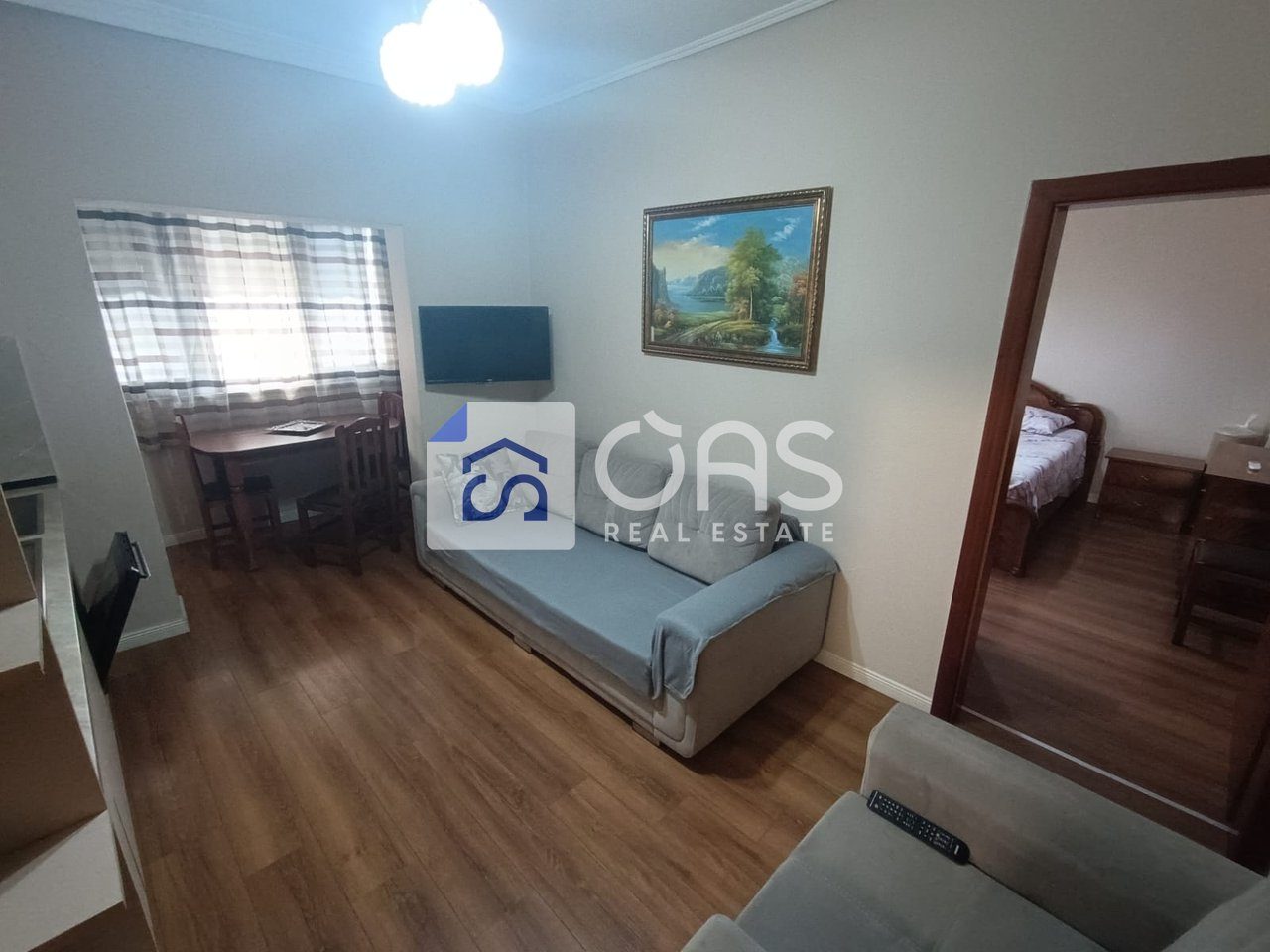 Jepet apartament me qera 1+1 Komuna E Parisi 2