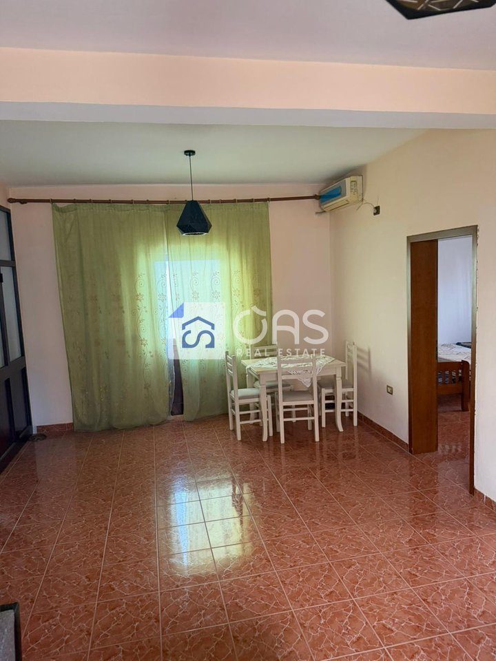 Jepet Apartament me qera 1+1 BULEVARDI I RI (rr. Jordan Misja ) 3
