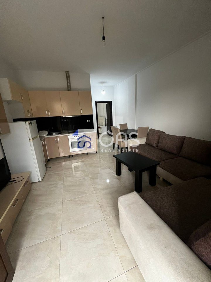 Apartament 1+1 Me Qira në Laprakë, Tiranë - 350€ | 60 m²