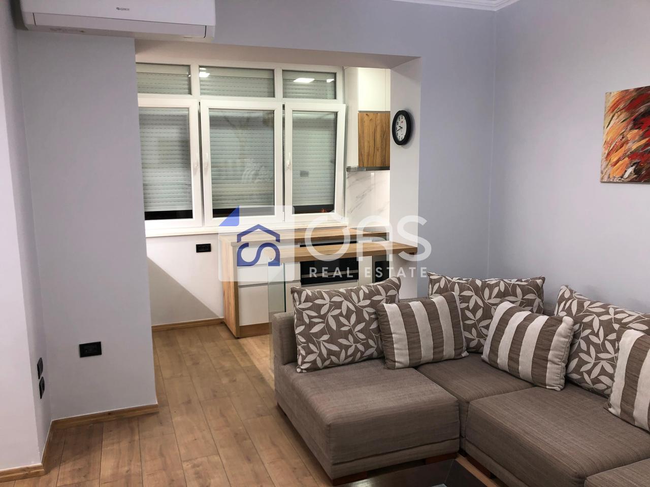 Jepet apartament me qera 1+1 Myslym Shyri 3