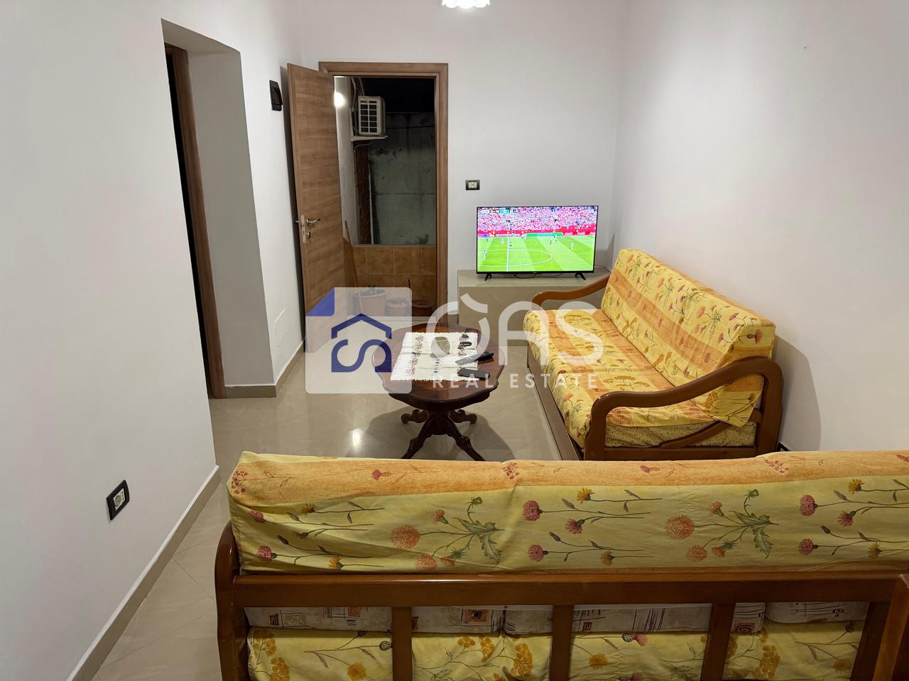 Jepet apartament me qera 1+1 Tek Shkolla Mihal Grameno 3