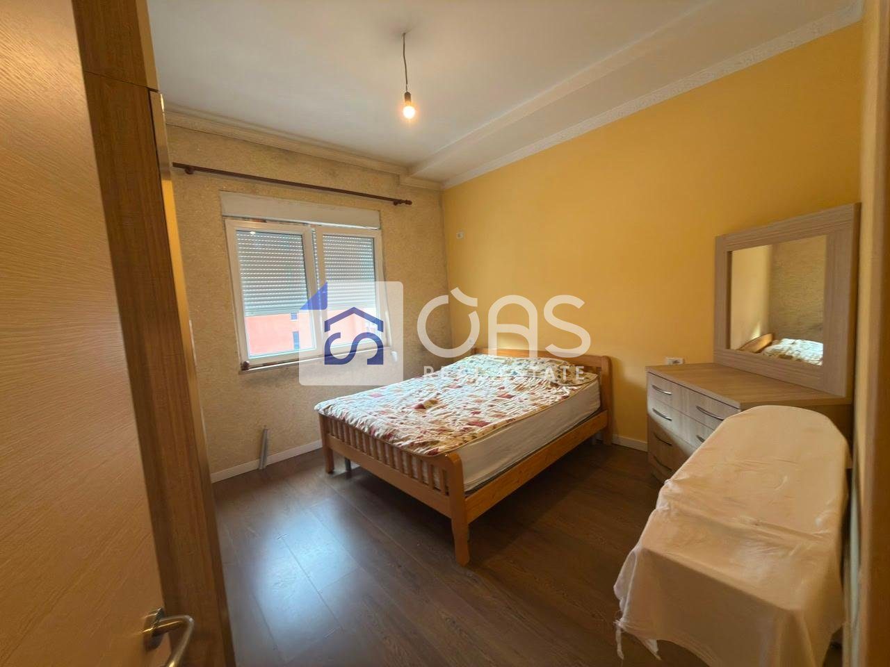 Jepet apartament me qera 1+1 Kompleksi Delijorgji 4