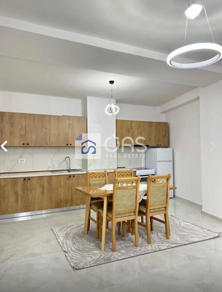 Jepet me qira apartamenti 2+1+2 Ne Astir 2