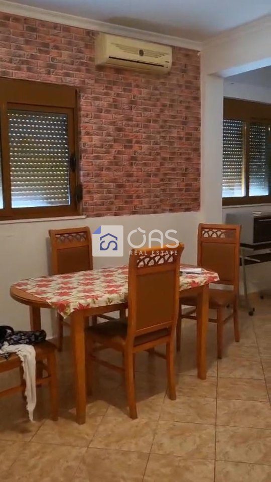 Shtëpi 2+1 Me Qira në Vilat Amerikane, Tiranë - 700€ | 150 m² 2