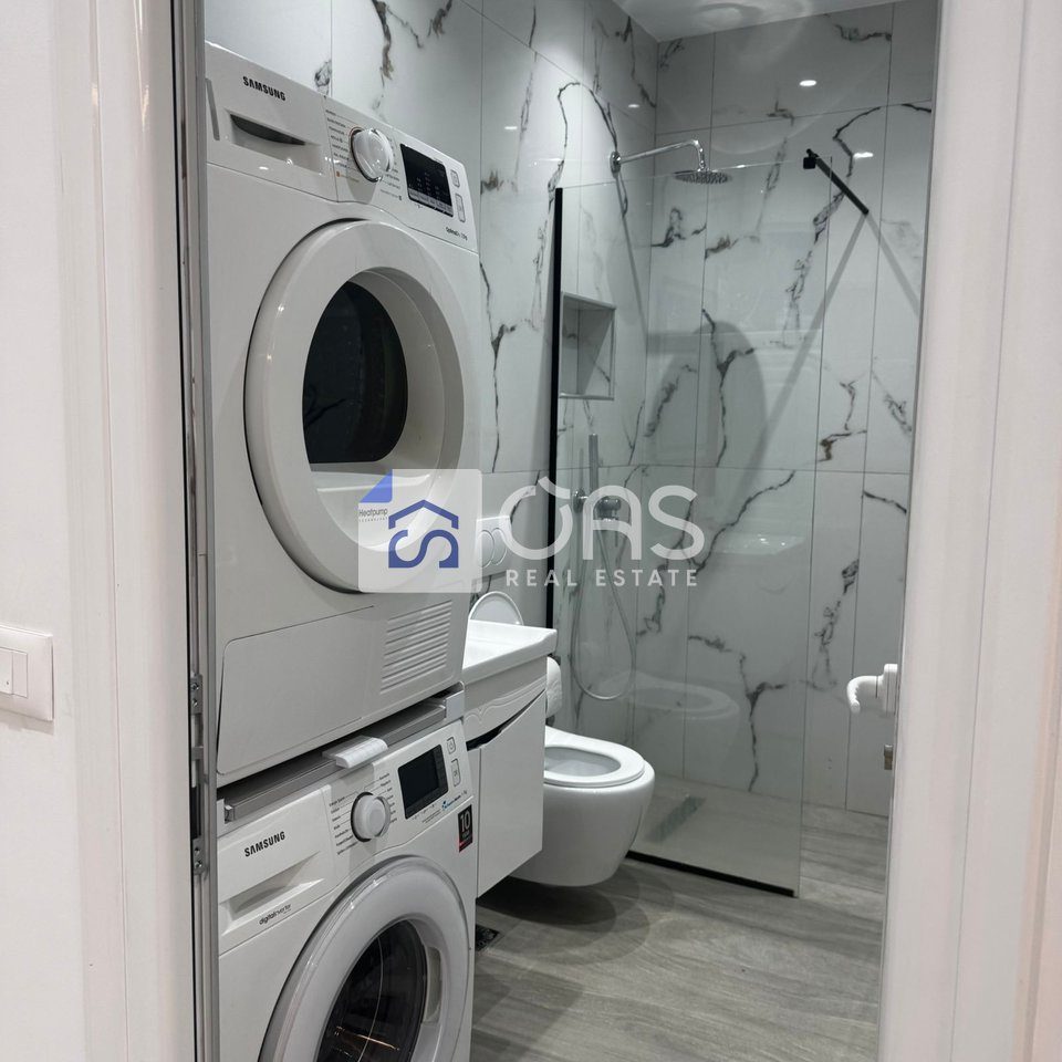 Jepet apartament me qera 1+1 5 Maj 4