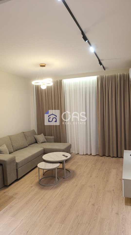 Jepet me qera apartamenti 1+1 perball deliorgjit