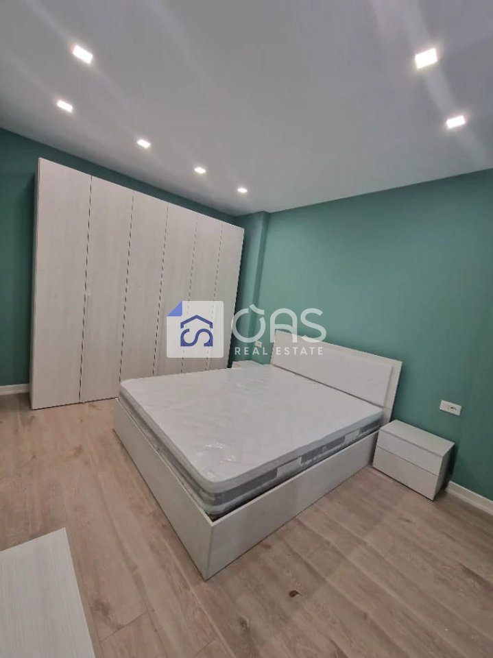 Jepet me qira apartament 2+1 Ne Yzberisht 3