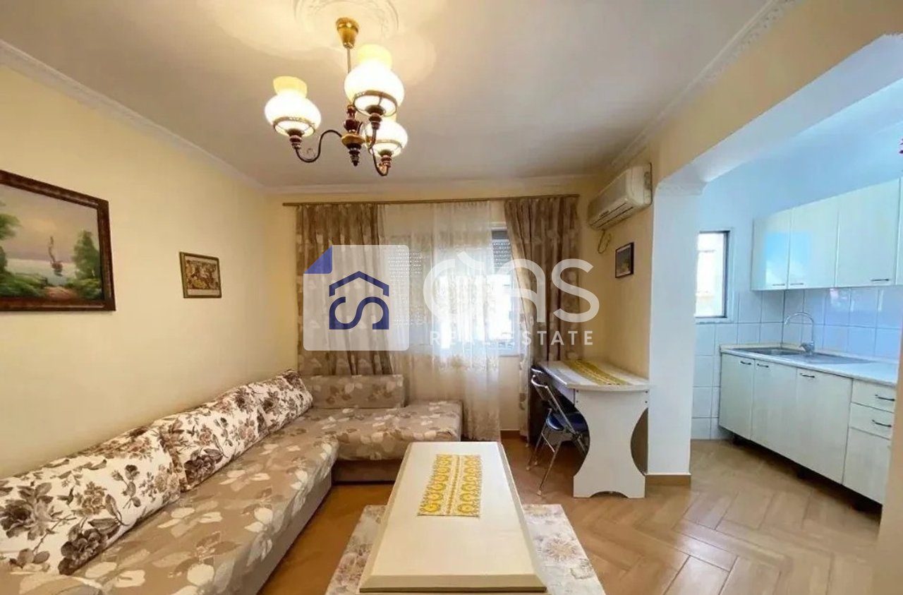 jepet me qera apartament 1+1 ne Mine Peza 2