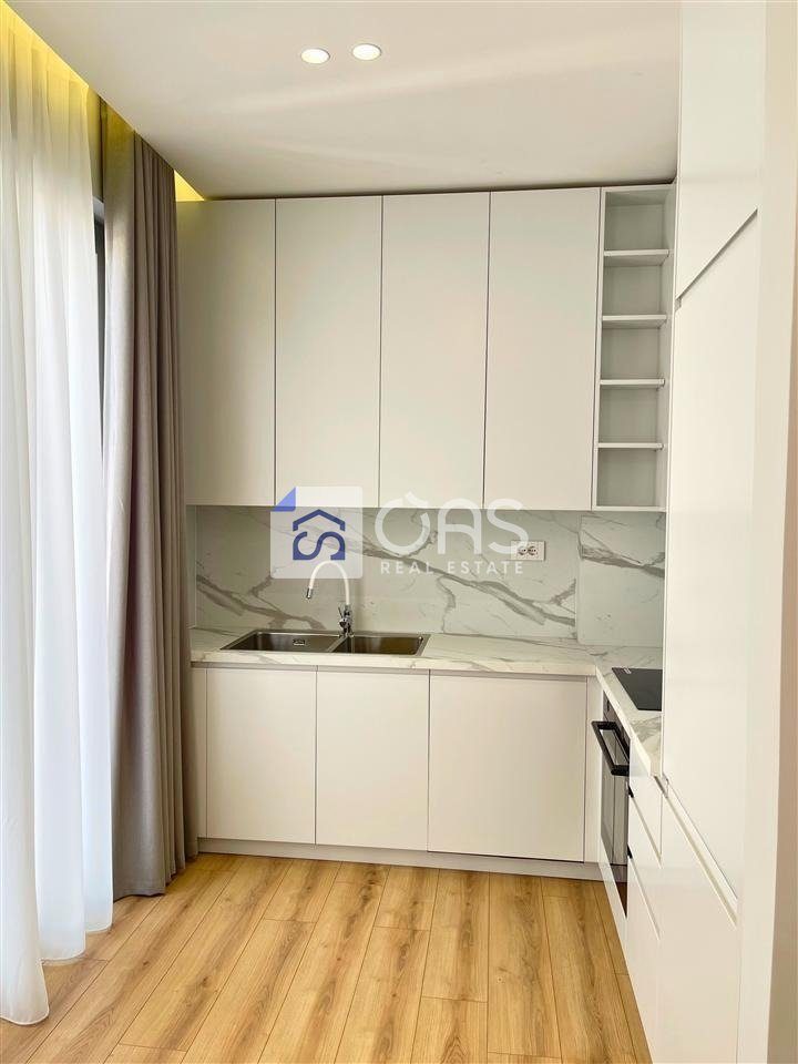 Apartament 1+1+ Parkim Me Qira në Liqeni i Thatë, Tiranë - 1400€ | 77 m² 3