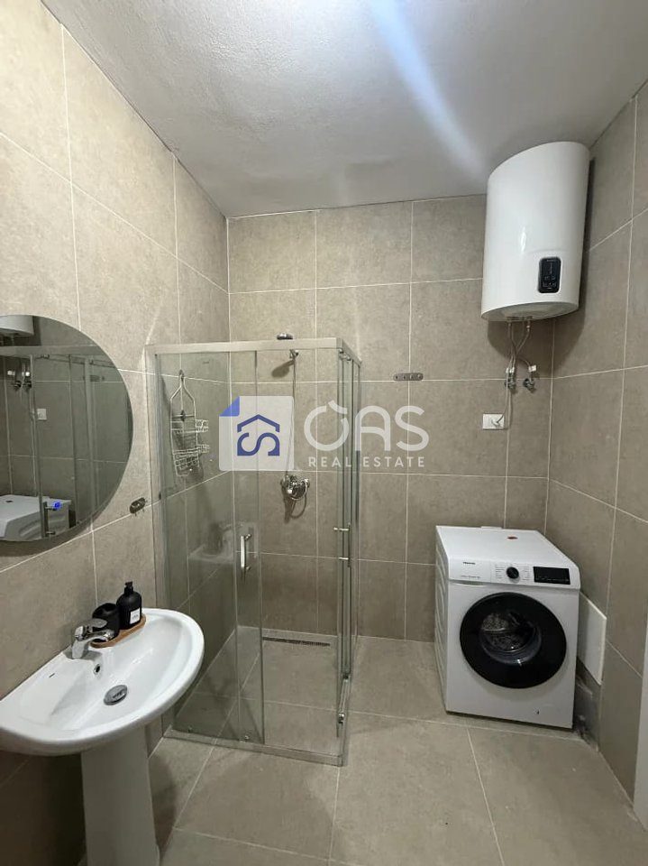 Jepet me qera apartament 1+1 Ne Kamez 3