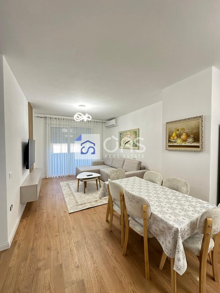 Jepet me qera apartament 2+1+2 Te Rruga e Dibres