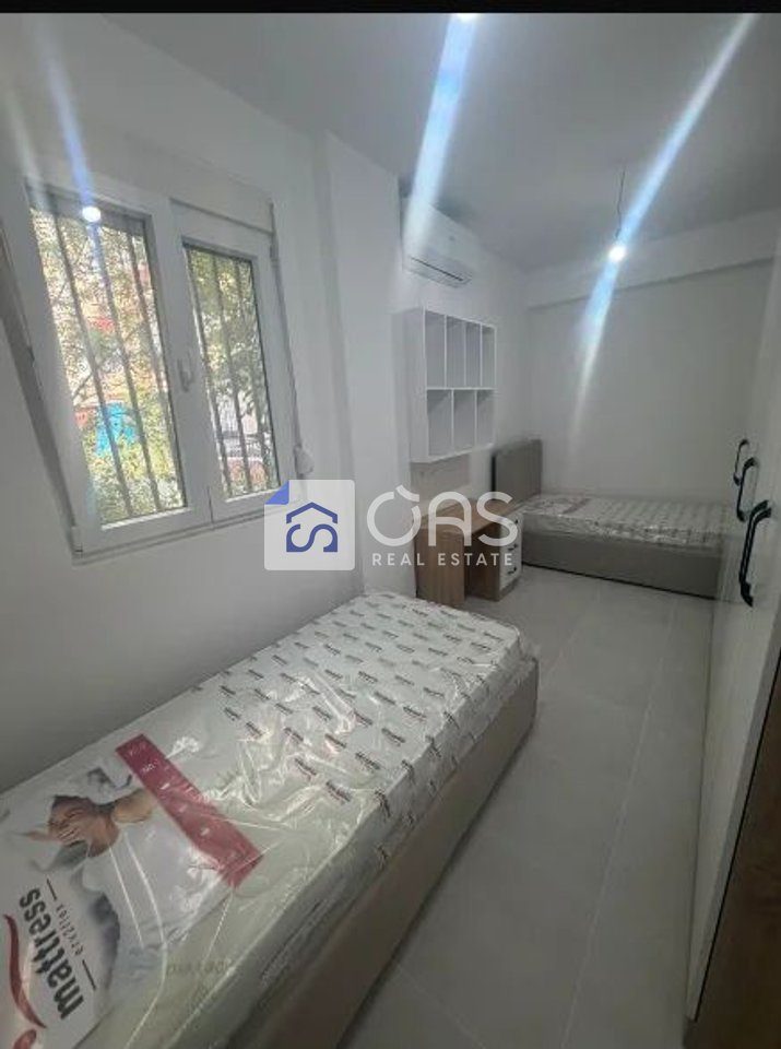 Shitet apartament 2+1 ne Laprake 4