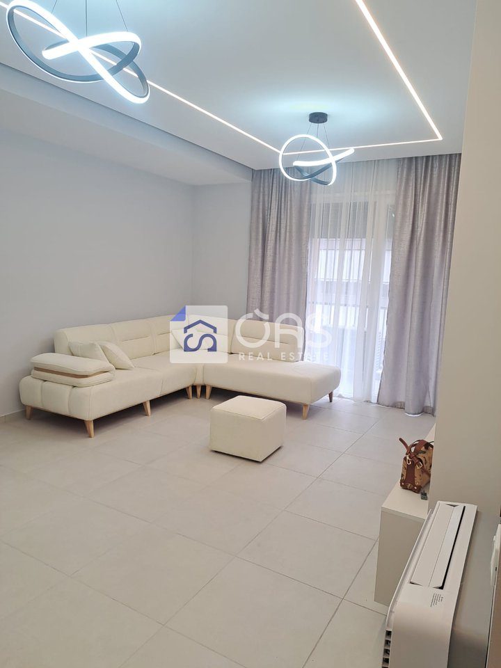Jepet me qera apartament 2+1 ne 5 Maj 2