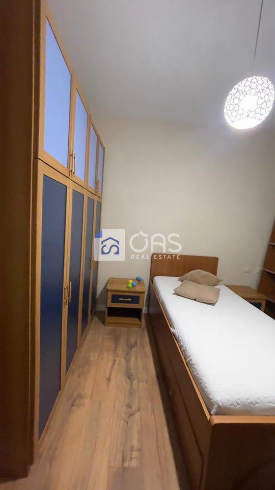 Jepet apartment me qera 2+1 Bulevard I Ri 3