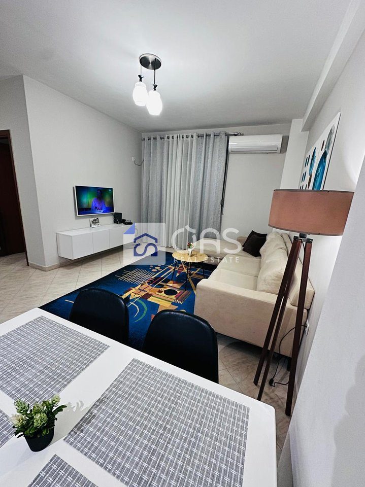 Jepet Apartament me qera 1+1 RRUGA E KAVAJES (perball deliorgjit) 2