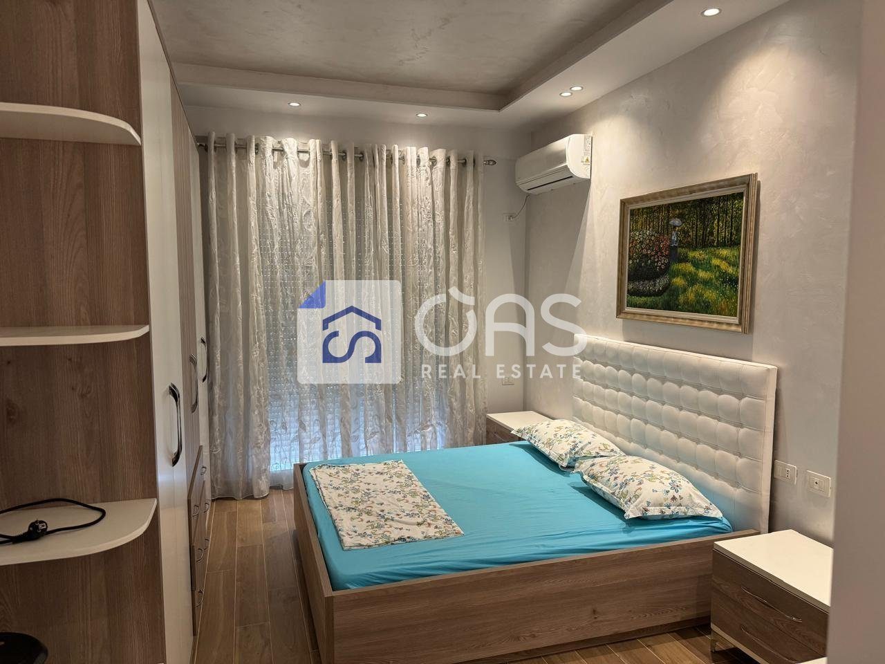 Jepet apartament me qera 2+1 tek Spitali Amerika 3 3