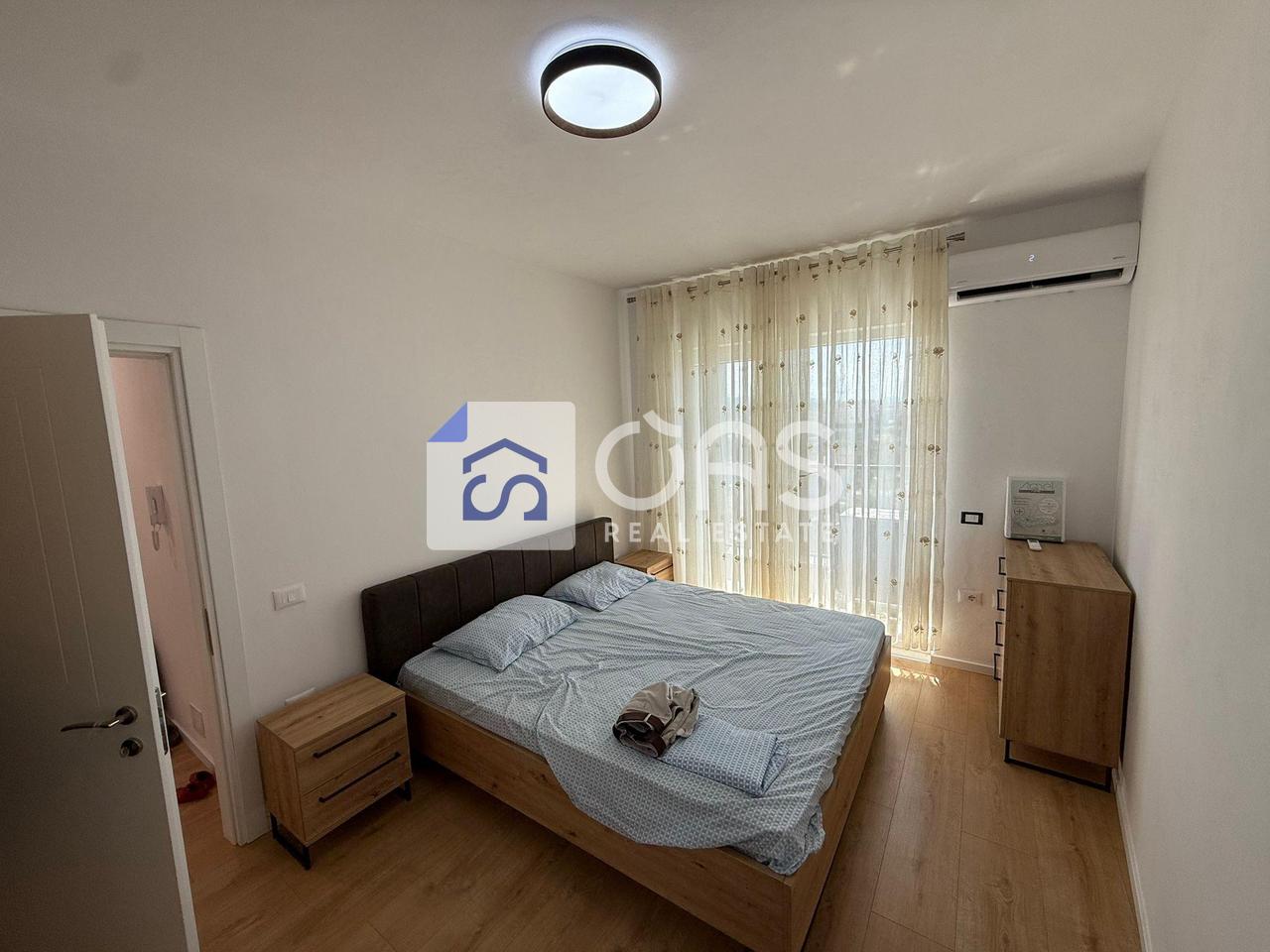 Jepet apartament me qera 2+1 Te Siri Kodra