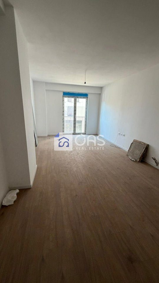 Shitet apartament 2+1+2 tek Bulevardi i Ri (Orbital 1) 2