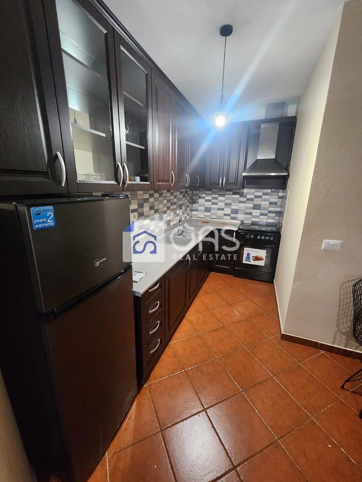 Jepet apartament me qera 1+1 Pallati Me Shigjeta