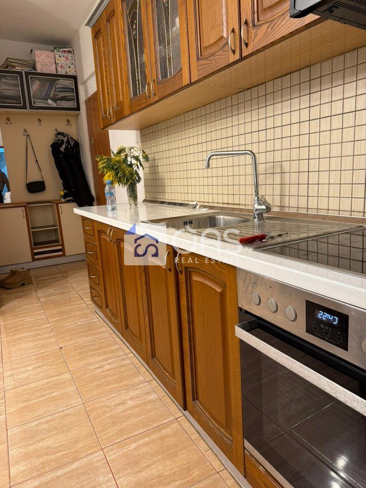 Jepet me qera apartament 1+1 ne Astir.