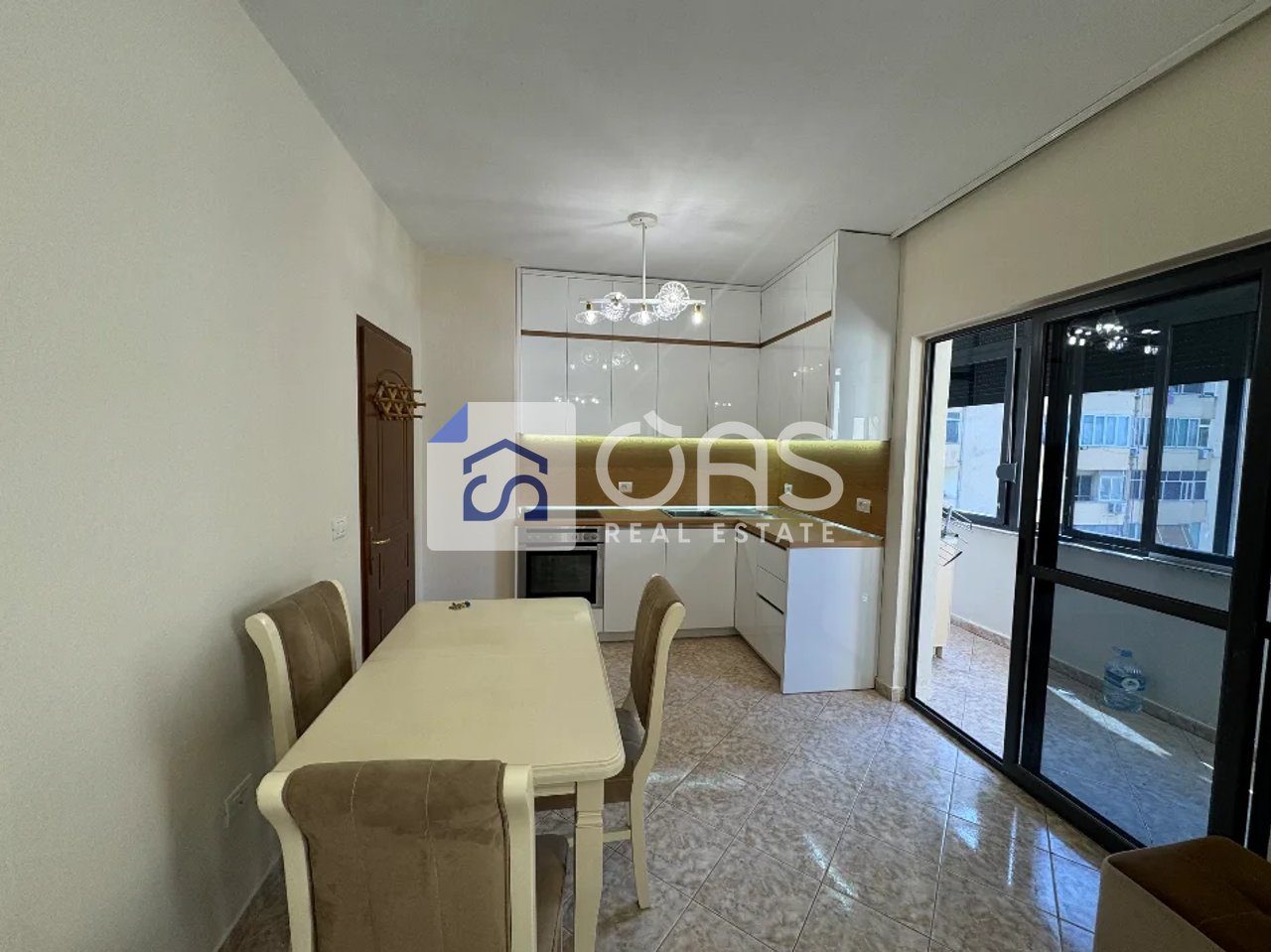 Jepet me qera apartament 1+1 Te 21 Dhjetori