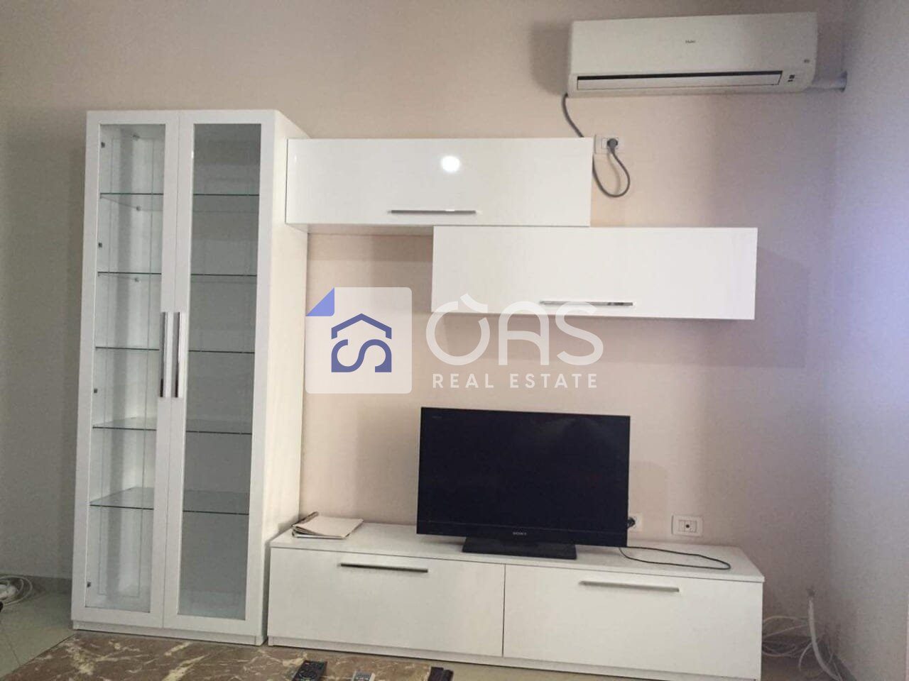 Jepet me qera apartament 2+1+2 ne Astir.