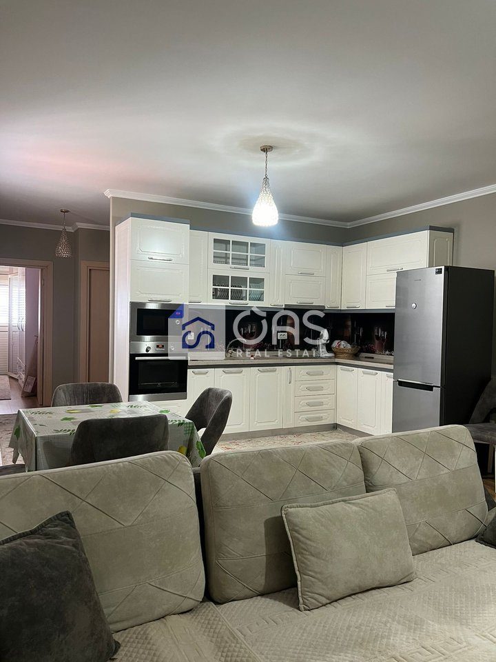 Apartament 2+1 Me Qira në Don Bosco, Tiranë - 650€ | 105 m² 3