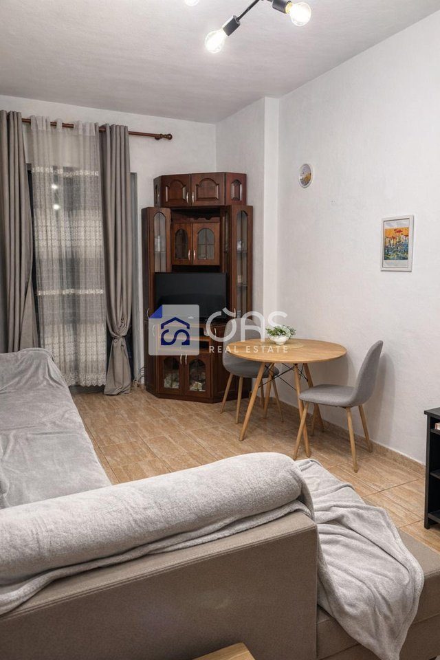 Jepet me qera apartament 1+1 ne Astir. 4