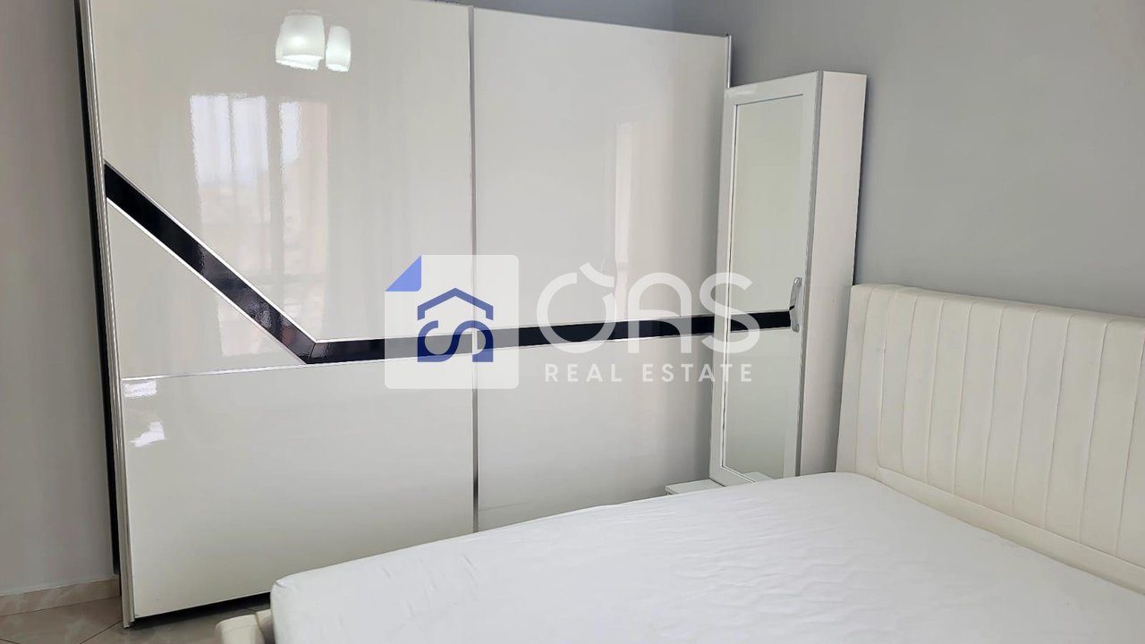Jepet me qera apartamenti 1+1 Astir 4