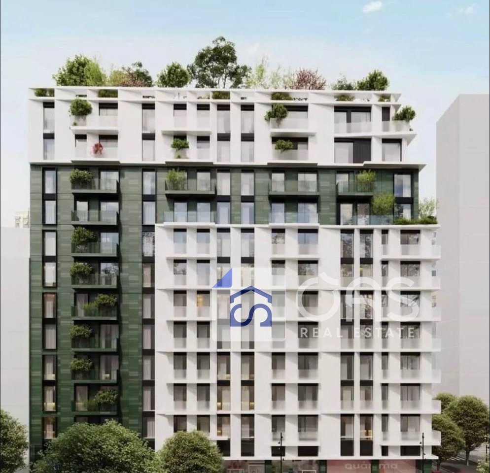 Shitet apartament 1+1 Komuna Parisit 2