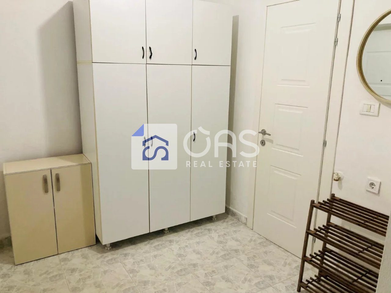 Jepet apartament me qera 1+1 Vasil Shanto 3