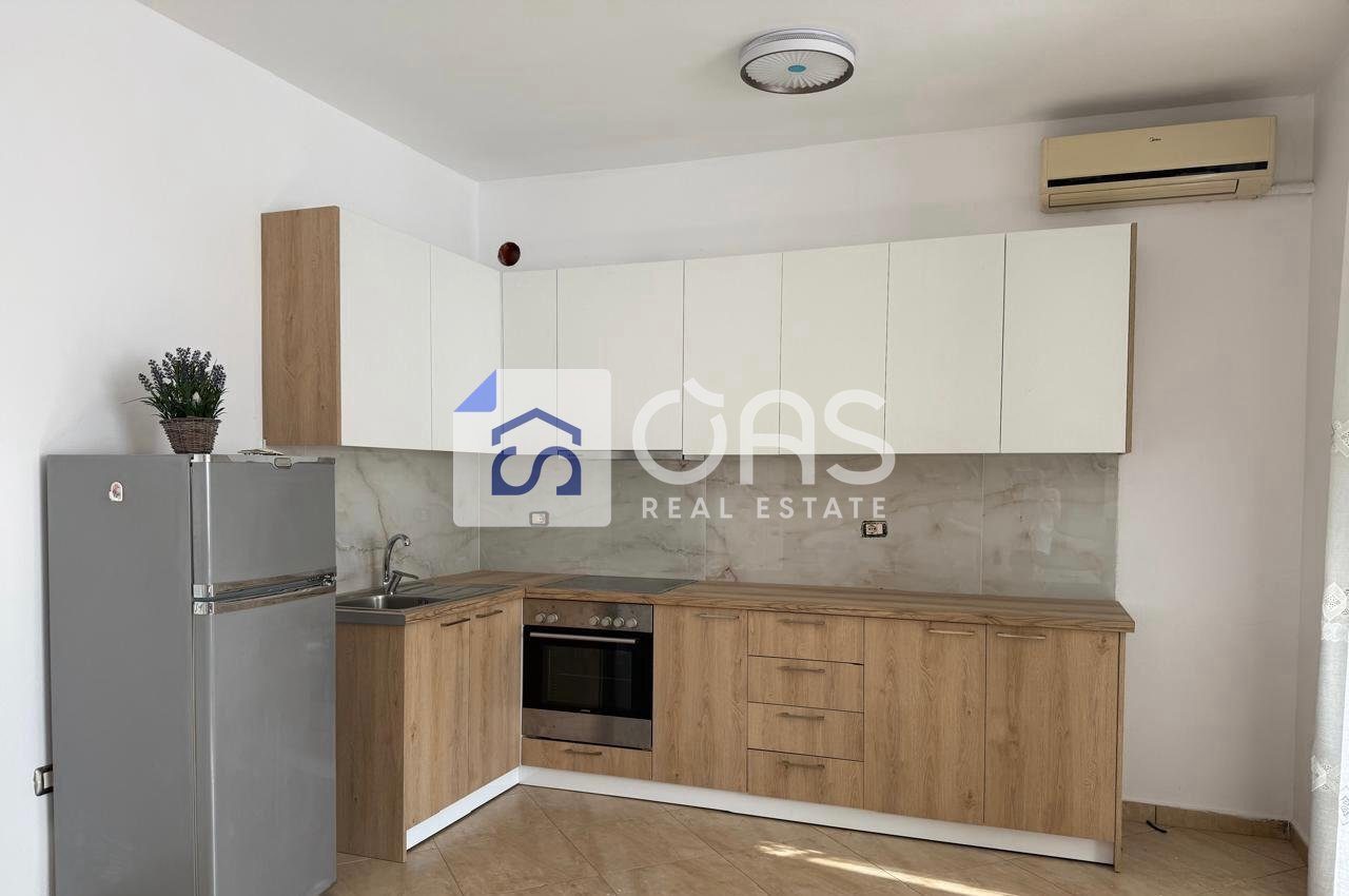 Apartament 1+1 Me Qira në Rrugën e Elbasanit, Tiranë - 450€ | 74 m² 3
