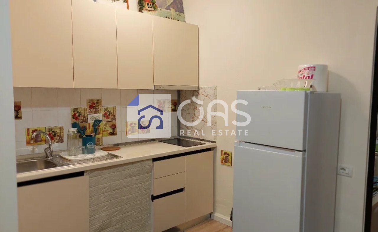 Jepet apartament me qera 1+1 Myslym Shyri 2
